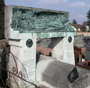 Tombe de Gustave Larroumet à Villecresnes